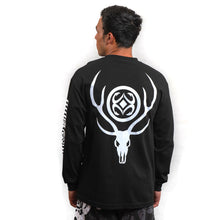 Load image into Gallery viewer, Maui Built Deer Skull Logo Long Sleeve T-shirt